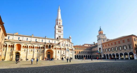 La Casa Del Centro Lejlighed Modena Eksteriør billede